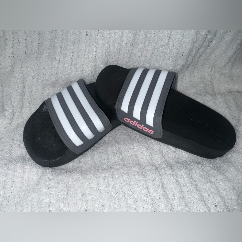 Kids sandals